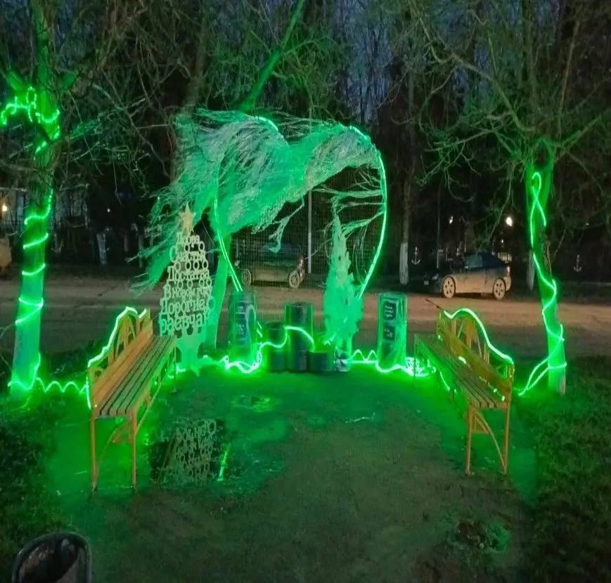 Андрей Кравченко: На планерном совещании:. Новороссийск готовится к встрече Нового года, улицы города оформляются новогодними конструкциями и украшениями Андрей Кравченко: На планерном совещании:. Новороссийск готовится к встрече Нового года, улицы города оформляются новогодними конструкциями и украшениями