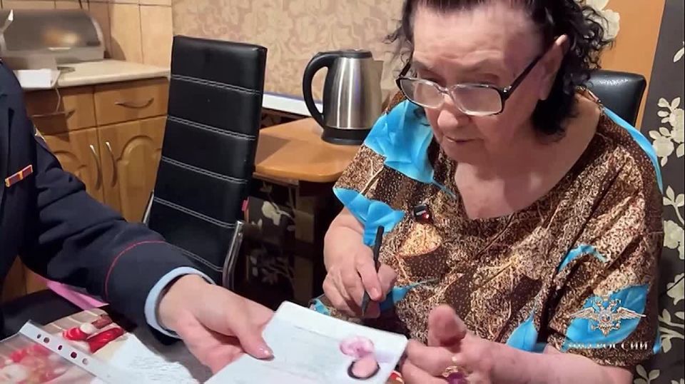 После обращений россиян к Владимиру Путину на прямую линию, СК возбудил несколько уголовных дел