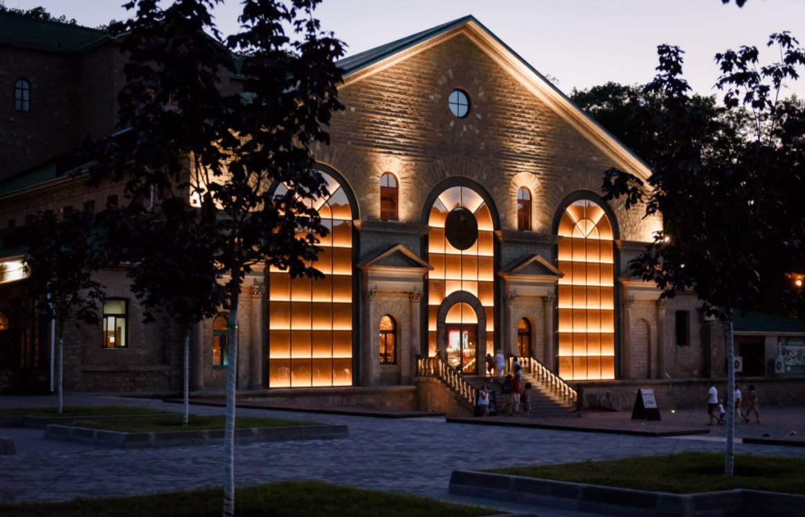 Из Краснодара в Абрау-Дюрсо отправится туристический поезд Из Краснодара в Абрау-Дюрсо отправится туристический поезд