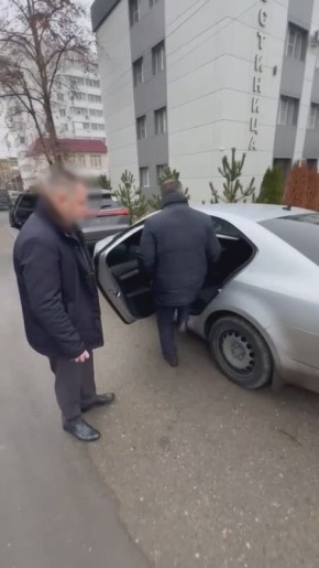 Появилось видео задержания мэра Крымска Яниса Будагова сотрудниками УФСБ России по Краснодарскому краю