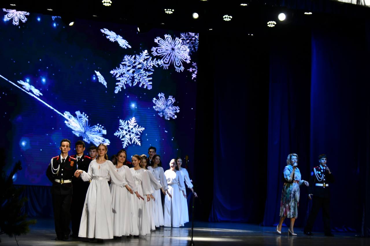 Новогодний бал казачьей чести и традиций! Новогодний бал казачьей чести и традиций!