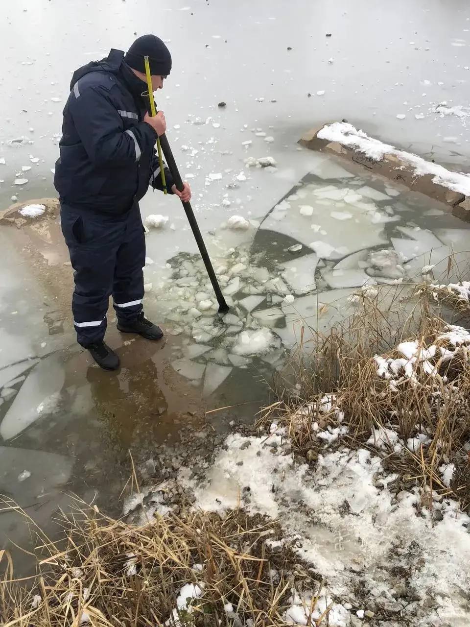 Евгений Наумов поблагодарил работающих в праздники сотрудников оперативных, экстренных и городских служб