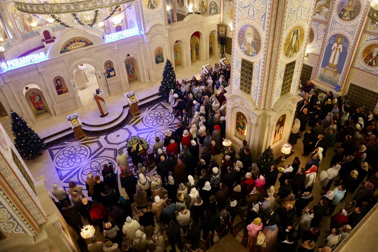 Алексей Богодистов: Вечерние и ночные Рождественские богослужения в храмах Геленджика прошли спокойно, без происшествий Алексей Богодистов: Вечерние и ночные Рождественские богослужения в храмах Геленджика прошли спокойно, без происшествий