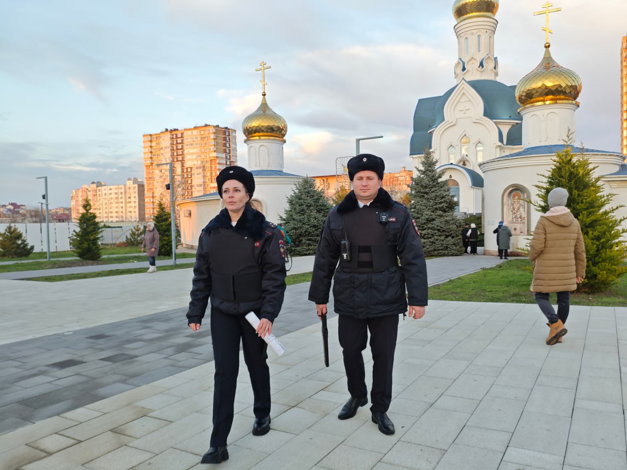 Поздравляем Православных Христиан с Рождеством Христовым! Поздравляем Православных Христиан с Рождеством Христовым!