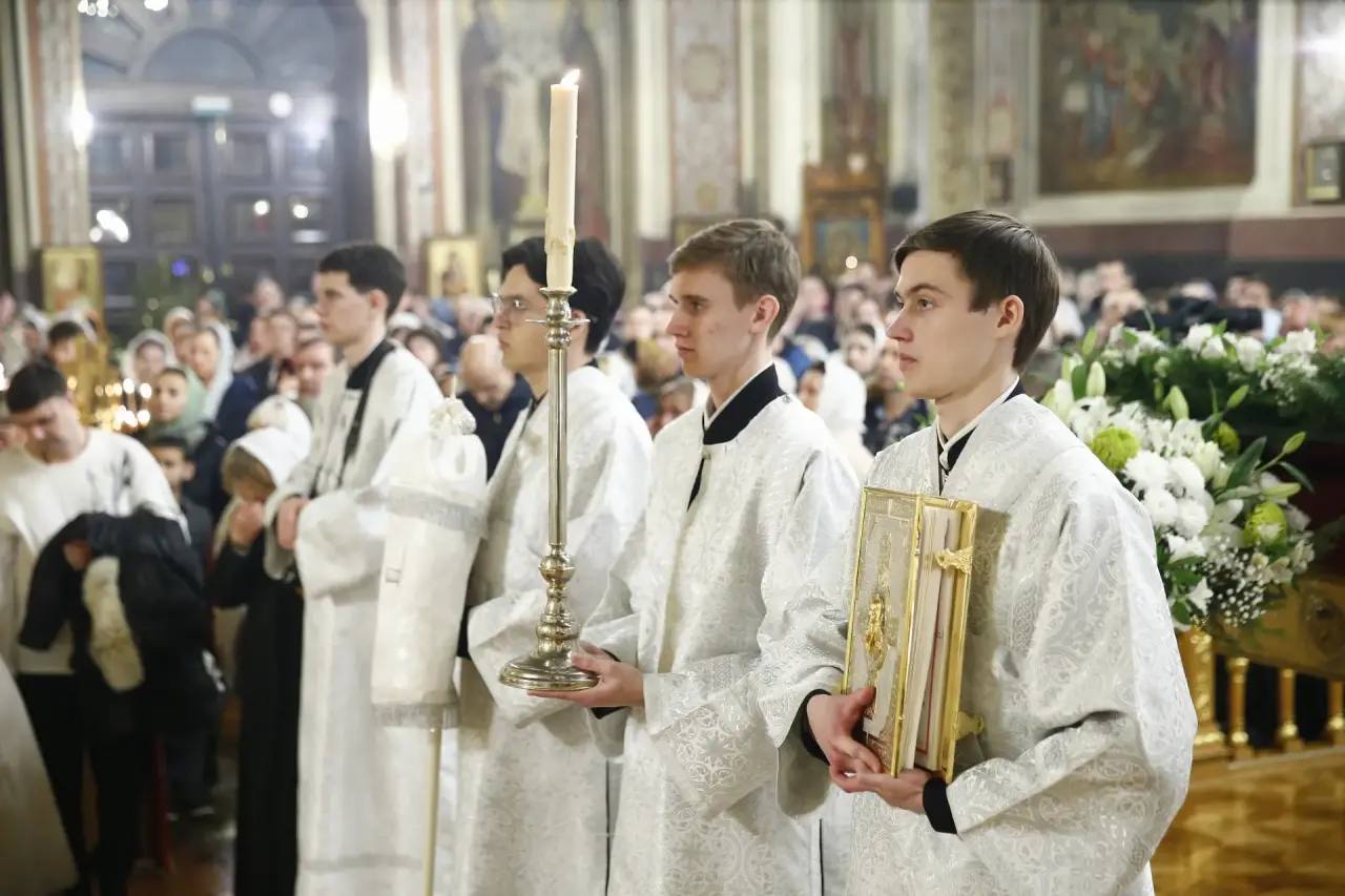 Вениамин Кондратьев поздравил жителей Кубани с Рождеством Христовым Вениамин Кондратьев поздравил жителей Кубани с Рождеством Христовым