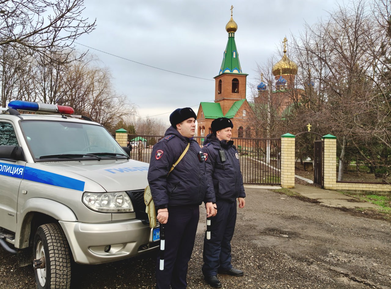 Поздравляем Православных Христиан с Рождеством Христовым! Поздравляем Православных Христиан с Рождеством Христовым!