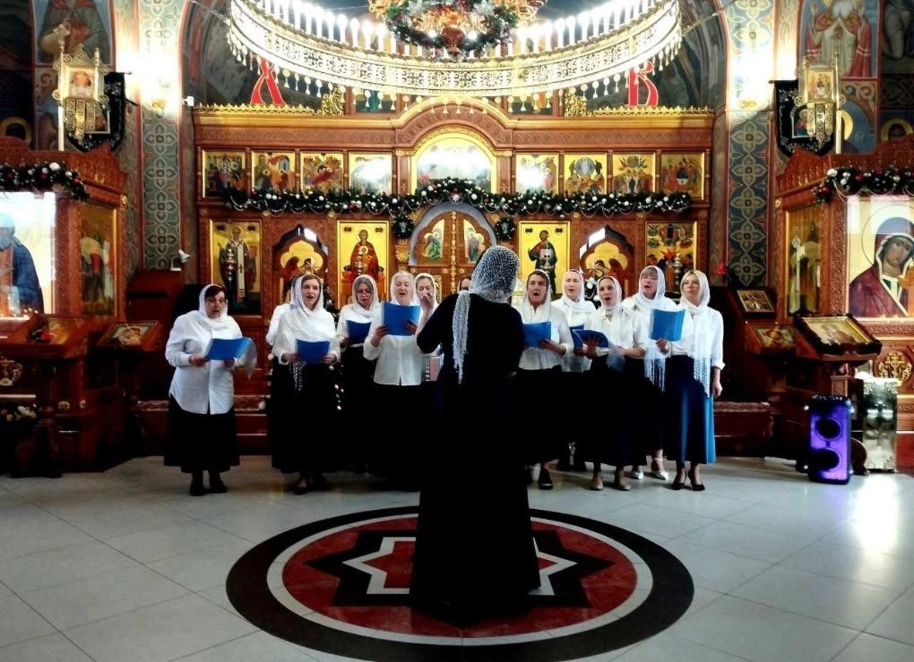 В Свято-Успенском кафедральном соборе Новороссийска состоялся второй Рождественский хоровой фестиваль В Свято-Успенском кафедральном соборе Новороссийска состоялся второй Рождественский хоровой фестиваль