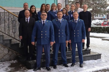 12 ������ - ���� ��������� �����������