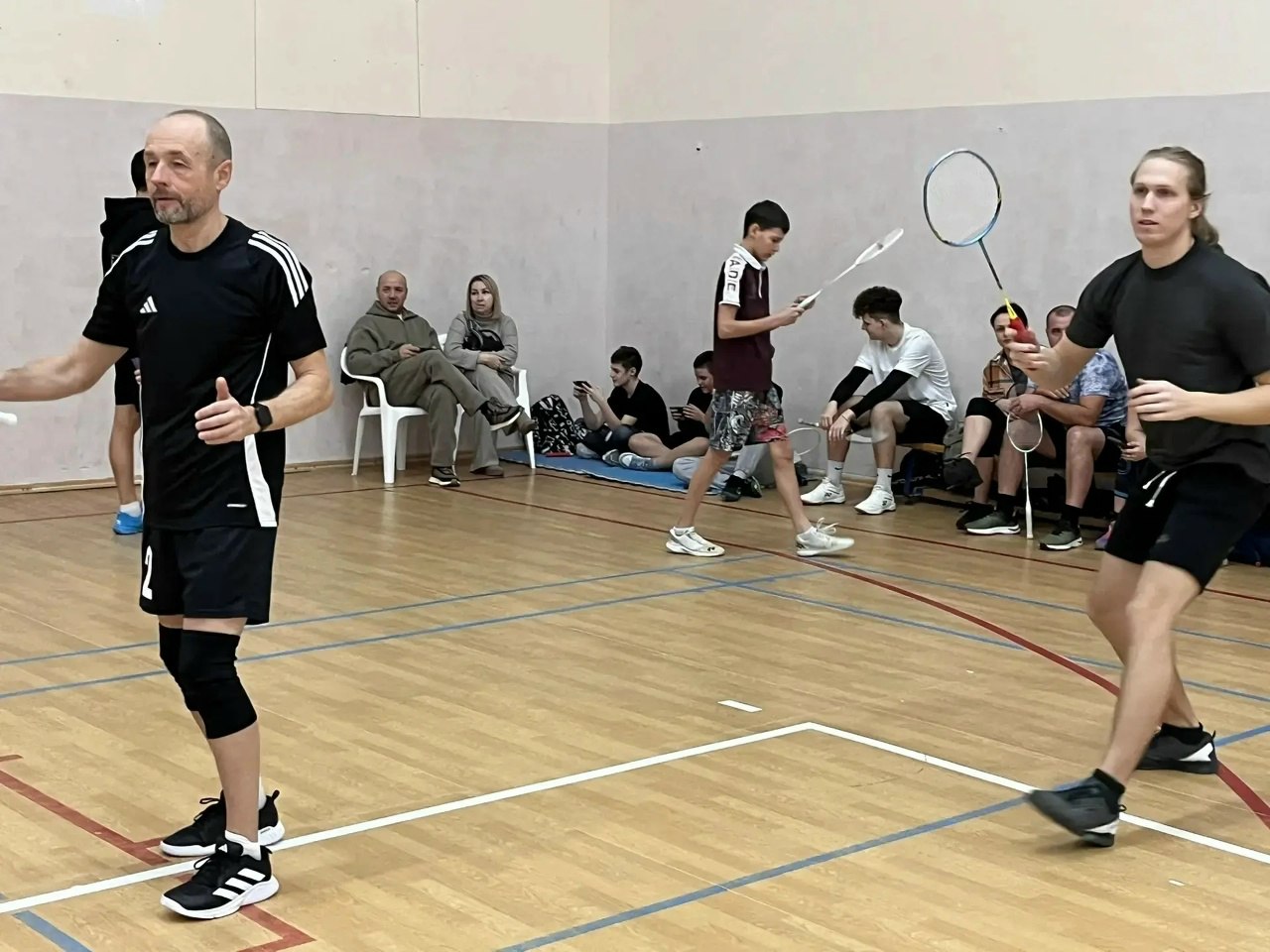 9 января в станице Кущёвской прошёл спортивный праздник, в рамках которого состоялся краевой турнир по бадминтону на кубок Деда Мороза 9 января в станице Кущёвской прошёл спортивный праздник, в рамках которого состоялся краевой турнир по бадминтону на кубок Деда Мороза