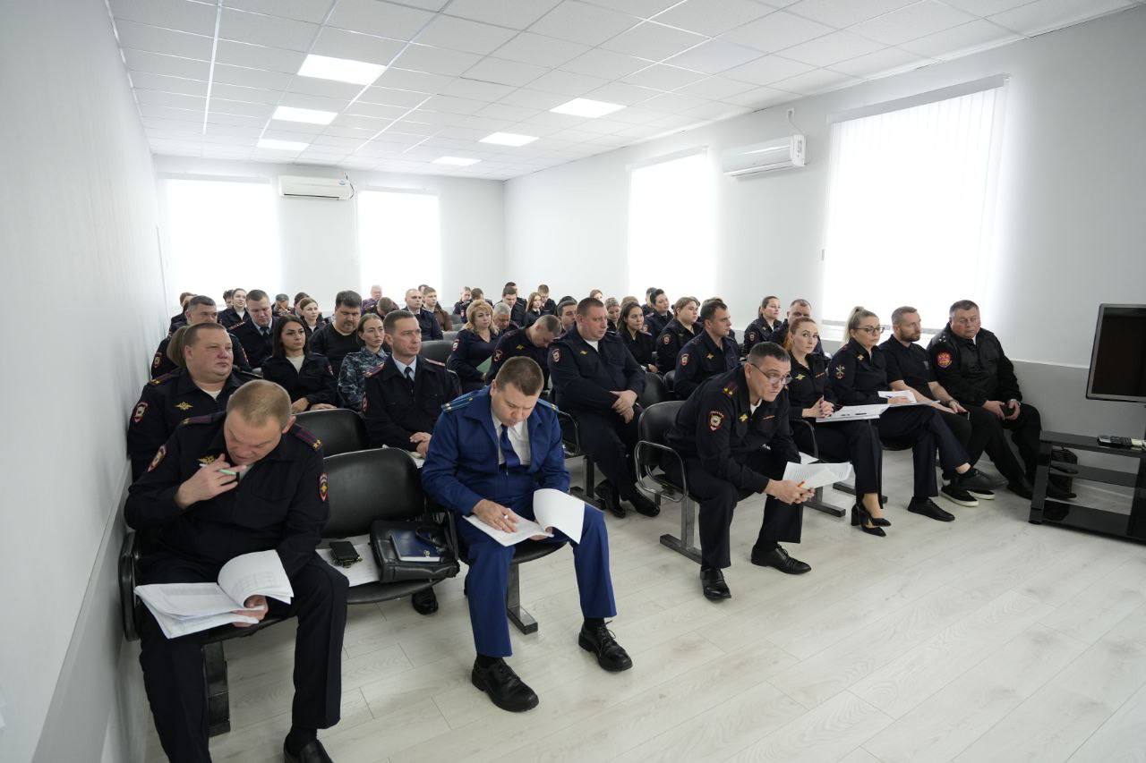 Прокурором Тимашевского района принято участие в подведении итогов работы отдела МВД России по Тимашевскому району за 2025 год Прокурором Тимашевского района принято участие в подведении итогов работы отдела МВД России по Тимашевскому району за 2025 год