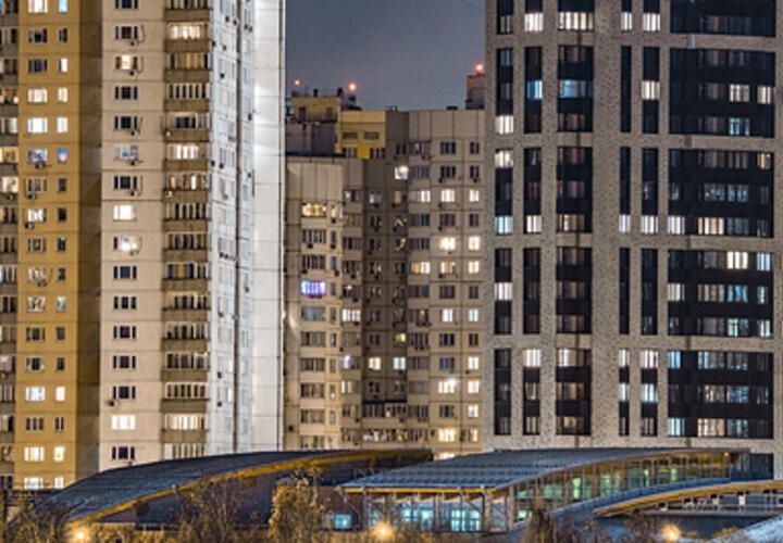 Певца обвинили в изнасилованиях, а в Ростове-на-Дону в результате украинской атаки пострадали ребенок и трое взрослых: что произошло, пока вы спали