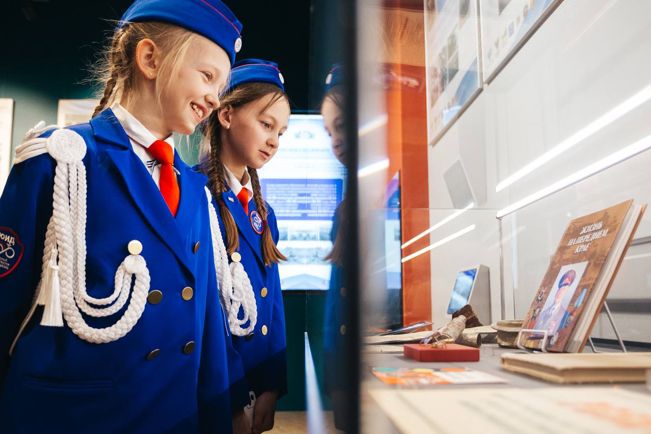 Состоялось торжественное открытие выставки «Дорога жизни»! Состоялось торжественное открытие выставки «Дорога жизни»!