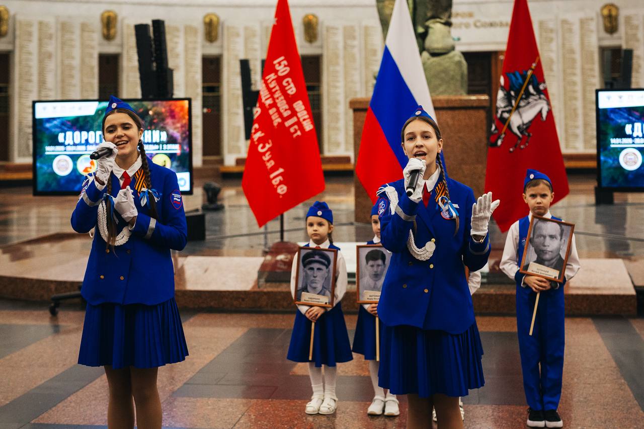 Состоялось торжественное открытие выставки «Дорога жизни»! Состоялось торжественное открытие выставки «Дорога жизни»!