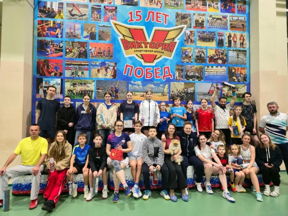 Спортсменам из Ейска и станицы Должанской посчастливилось принять участие в традиционных новогодних учебно - тренировочных сборах по бадминтону