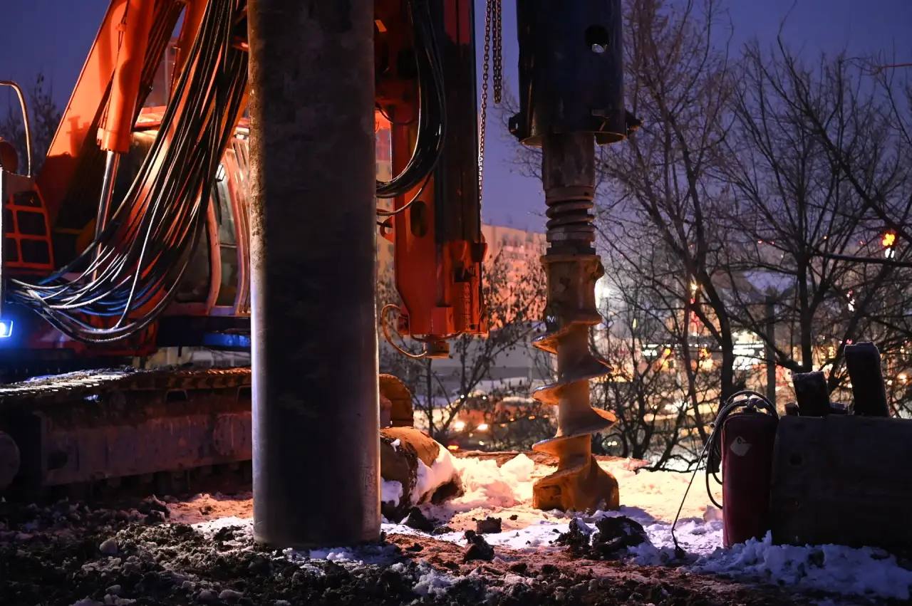 В Краснодаре продолжаются работы по реконструкции Фадеевского путепровода В Краснодаре продолжаются работы по реконструкции Фадеевского путепровода