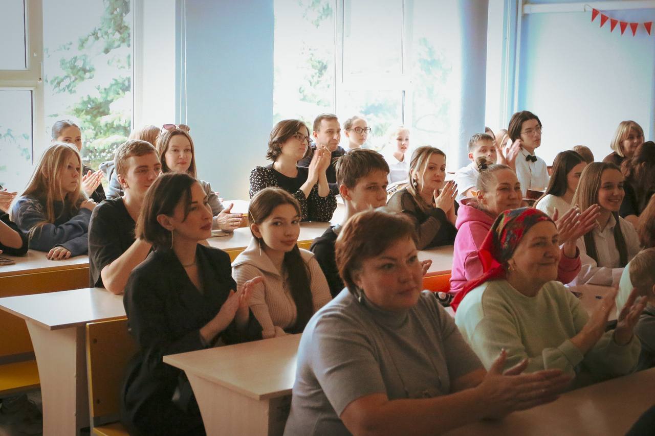 Накануне Дня студента молодежь Анапы провела поэтический вечер Накануне Дня студента молодежь Анапы провела поэтический вечер
