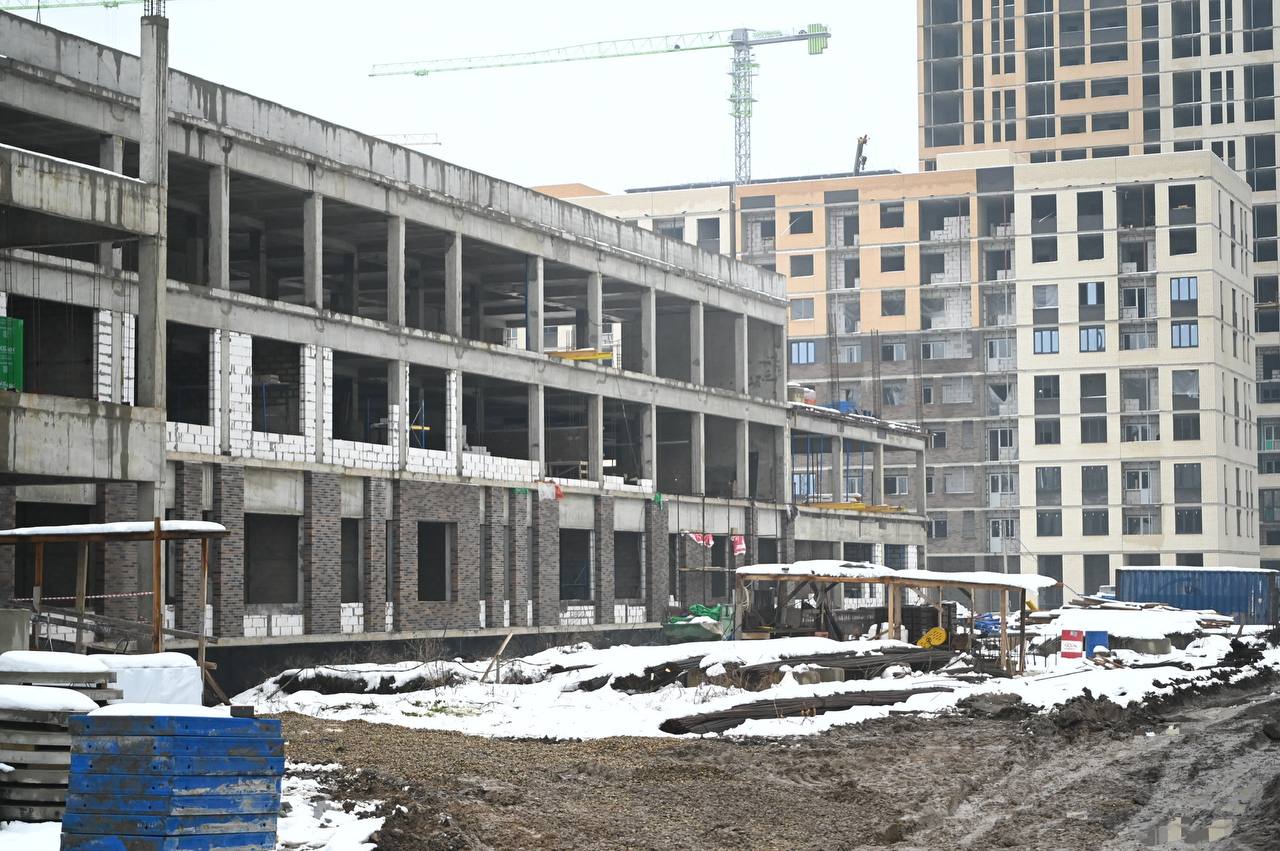 Евгений Наумов: Проверил ход строительства соцобъектов в районе Западного Обхода – одном из самых густонаселённых в городе Евгений Наумов: Проверил ход строительства соцобъектов в районе Западного Обхода – одном из самых густонаселённых в городе