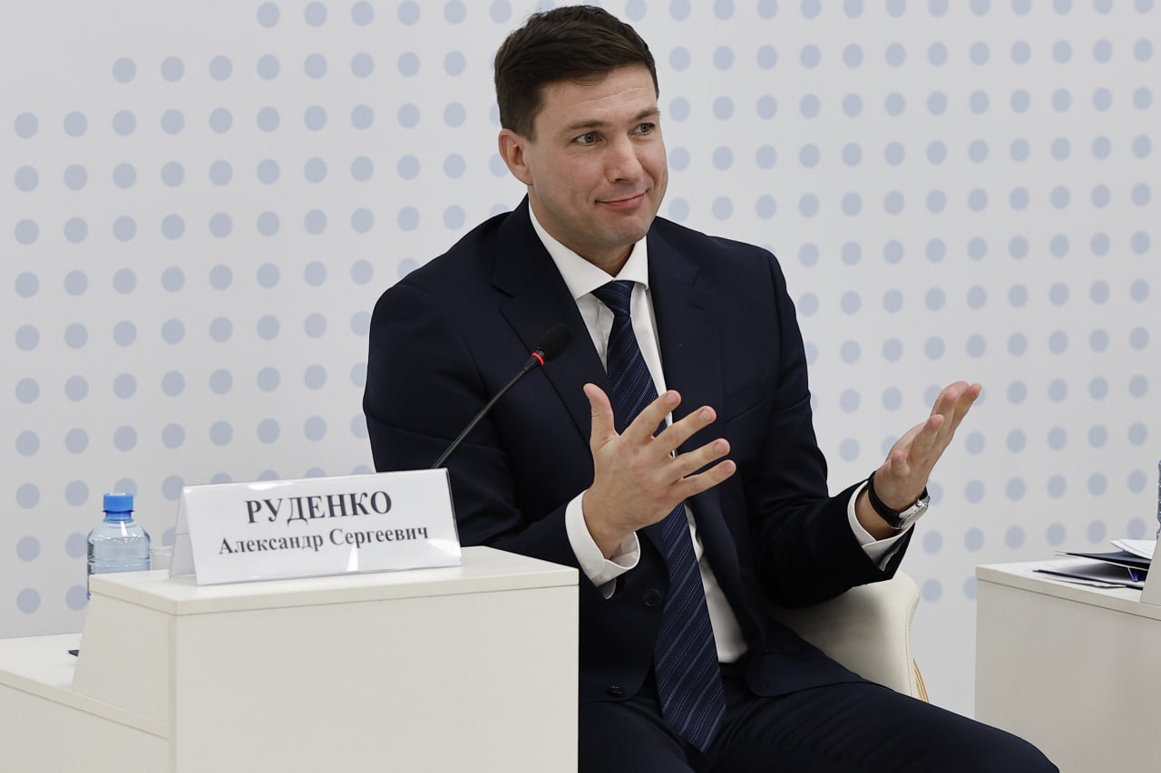 Вениамин Кондратьев на встрече со студентами кубанских вузов предложил увеличить количество лауреатов «Премии IQ года» Вениамин Кондратьев на встрече со студентами кубанских вузов предложил увеличить количество лауреатов «Премии IQ года»