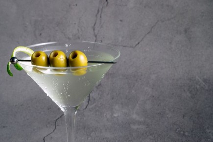Как выбрать сок для мартини и сохранить стиль коктейля