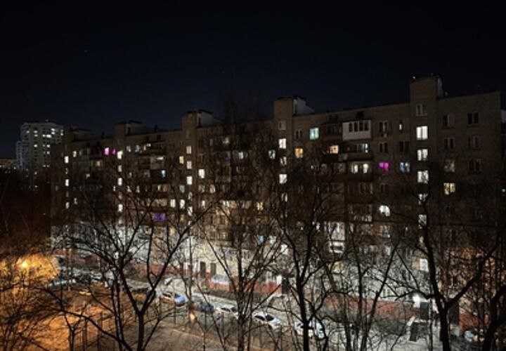 На Кубани украинские БПЛА повредили дома, а более четырех десятков человек погибли в снежной буре: что произошло, пока вы спали