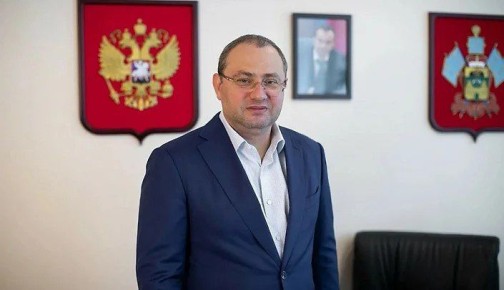 Глава минздрава Кубани Евгений Филиппов продолжает выполнять свои обязанности