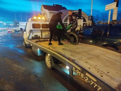 В ходе надзора за дорожным движением сотрудниками ДПС Северского района была предпринята попытка остановки мотоцикла «Kawasaki»