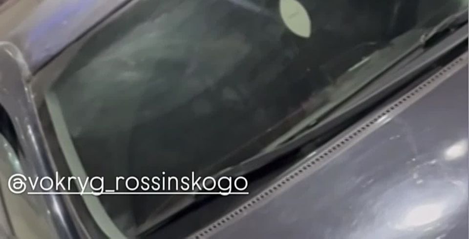 «Занимается этим в людном месте»