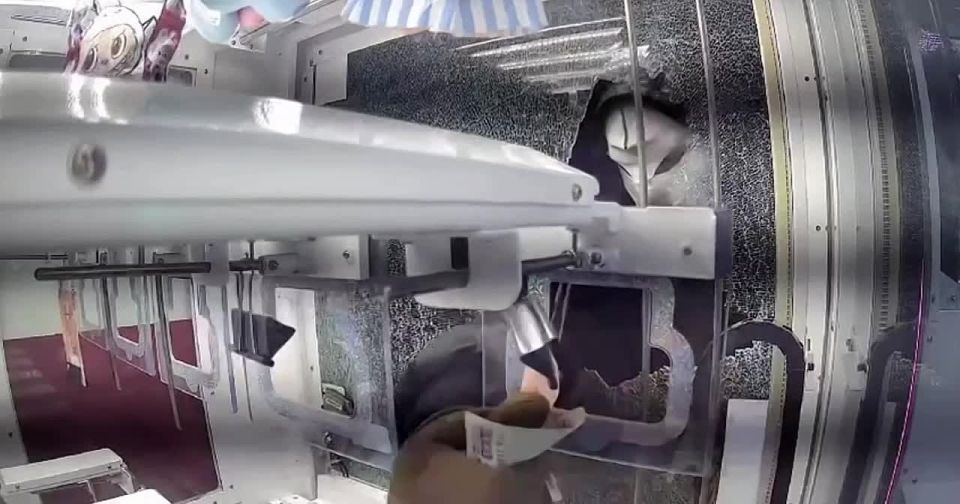 ����� ������. 40-������ ������ �������� ����� ���������� �������� �� ����� �����