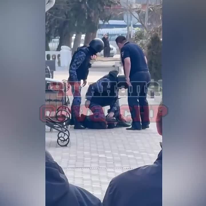 �������� ��������� ����� ��������� � �����, �������� � ������� �������