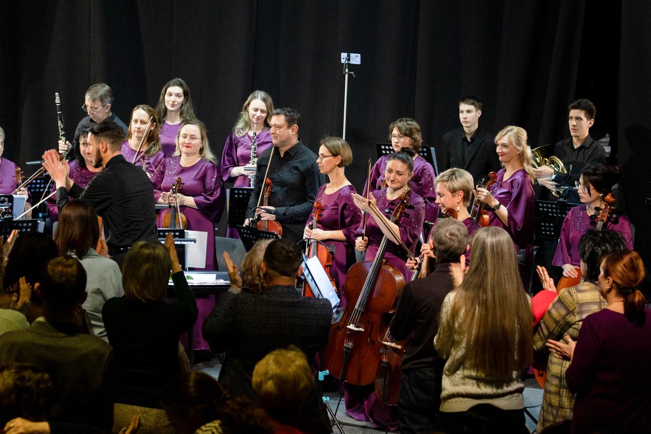 Моцарт в Новороссийске: симфонический оркестр покорил город-герой Моцарт в Новороссийске: симфонический оркестр покорил город-герой