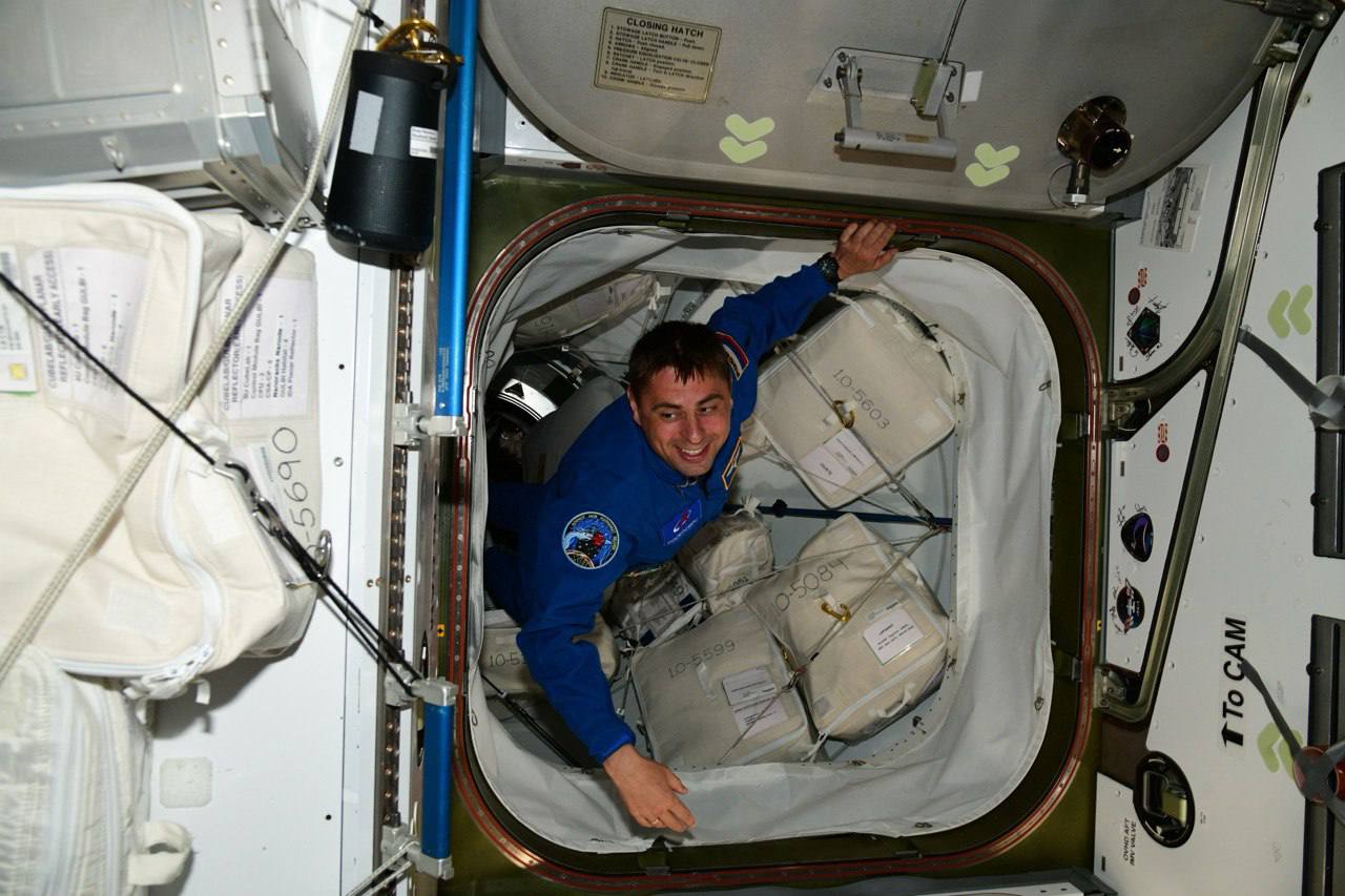 Выпускник Краснодарского авиационного училища Федяев прибыл на МКС