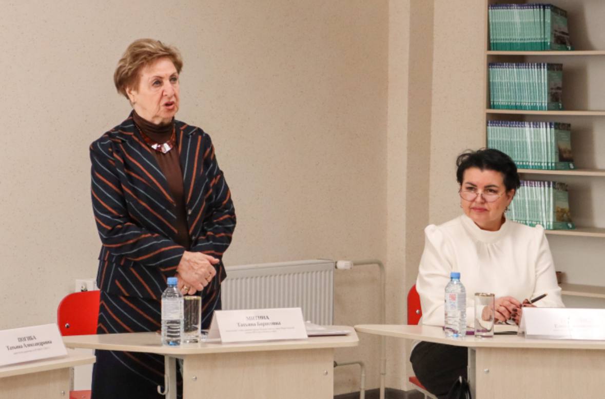 В Новороссийске обсудили вопросы подготовки специалистов допобразования В Новороссийске обсудили вопросы подготовки специалистов допобразования