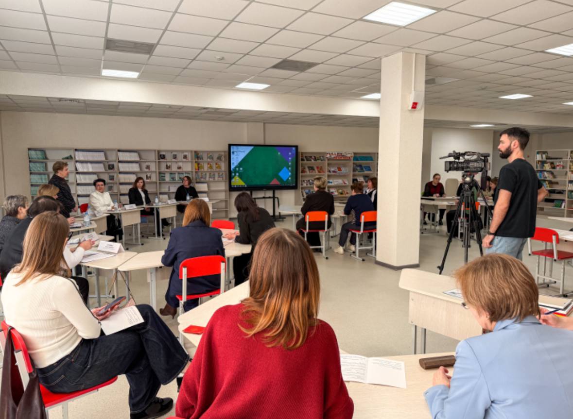 В Новороссийске обсудили вопросы подготовки специалистов допобразования В Новороссийске обсудили вопросы подготовки специалистов допобразования