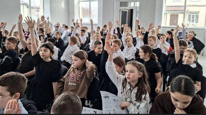 В Крымском районе прошло торжественное открытие «Декады дорожной безопасности детей» В Крымском районе прошло торжественное открытие «Декады дорожной безопасности детей»