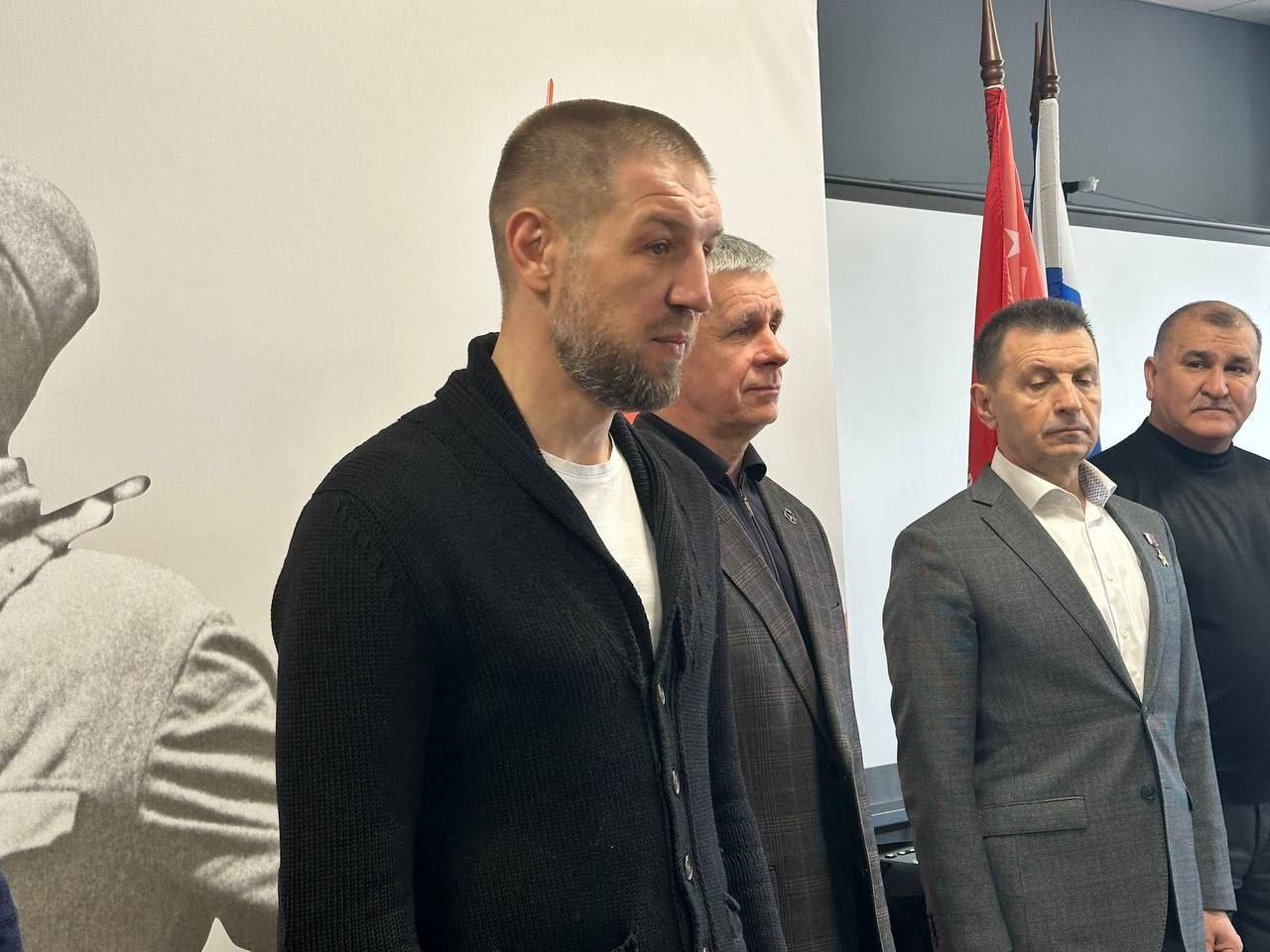 Первый заместитель председателя Комитета Государственной Думы по физической культуре и спорту Дмитрий Пирог посетил Краснодарский край Первый заместитель председателя Комитета Государственной Думы по физической культуре и спорту Дмитрий Пирог посетил Краснодарский край