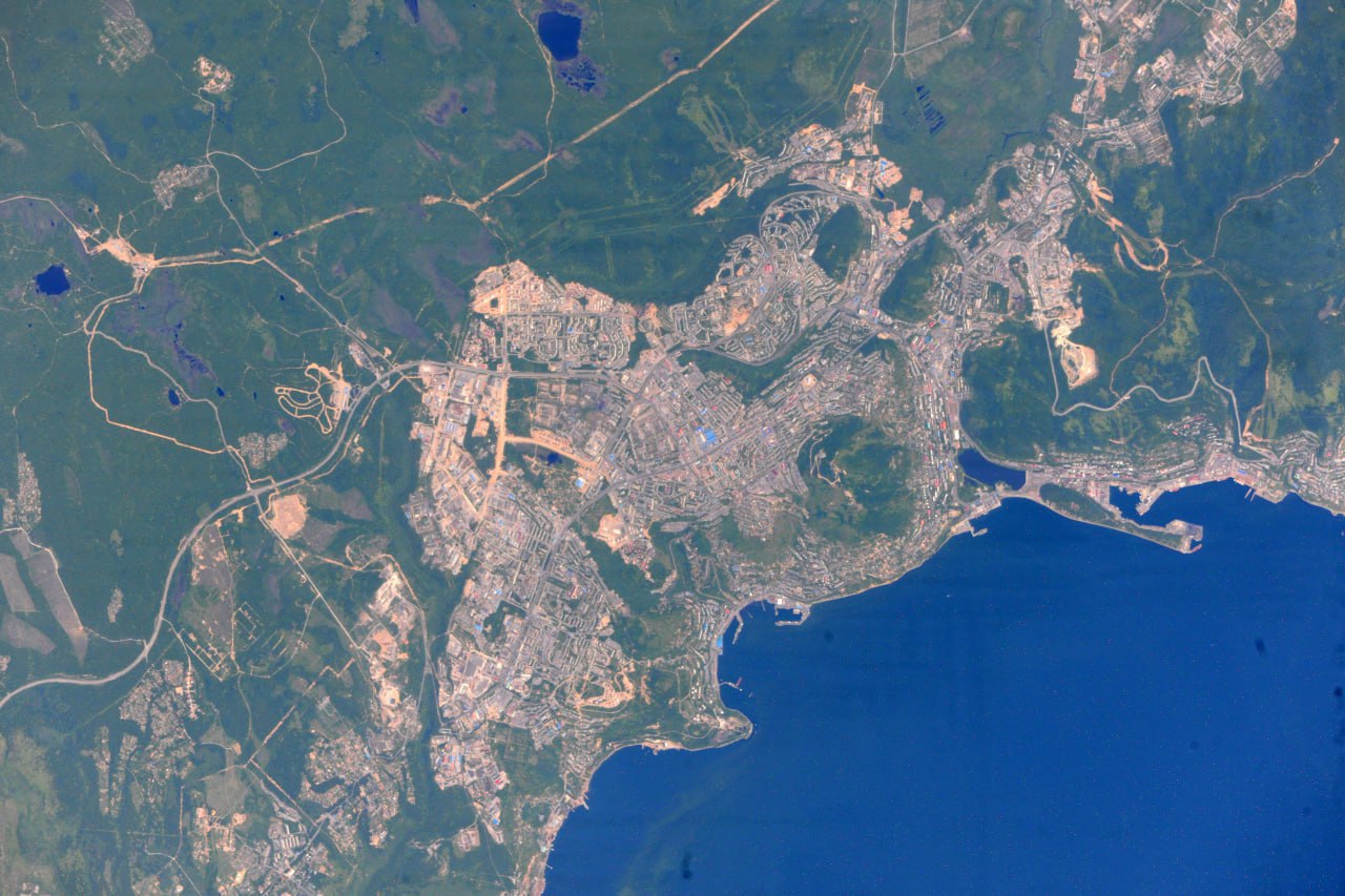 Туапсе и Новороссийск «сфотографировались» в космической фотосессии российских городов Туапсе и Новороссийск «сфотографировались» в космической фотосессии российских городов