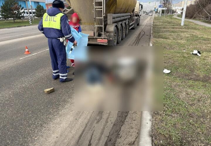 Известная анапская блогерша погибла под колёсами грузовика