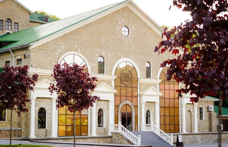 День экскурсовода: в музее «Абрау-Дюрсо» рассказали о секретах профессии и пригласили на 100-летний юбилей