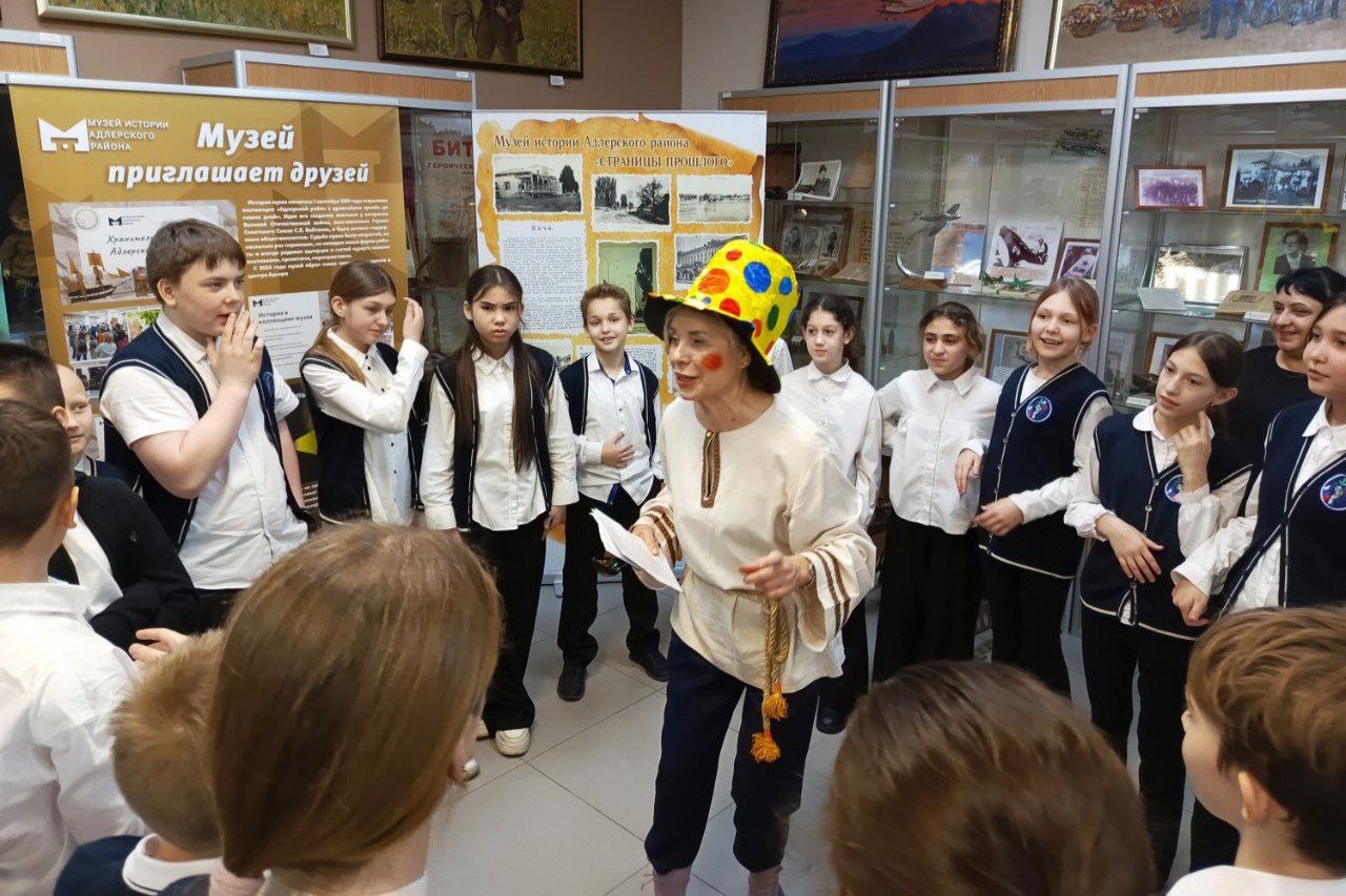 Прощай, Масленица! Сочи вовсю празднует финал блинной недели Прощай, Масленица! Сочи вовсю празднует финал блинной недели