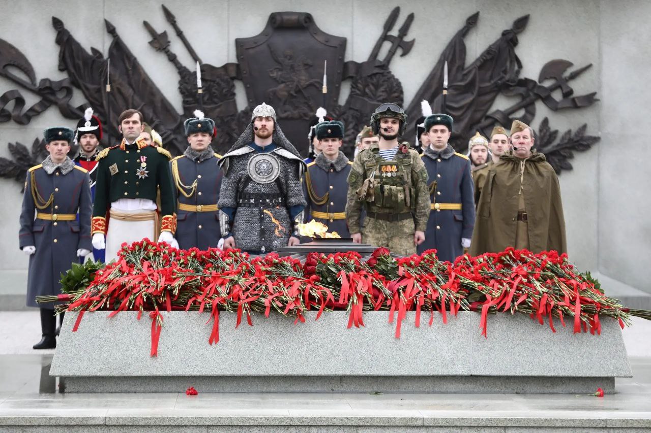 Торжественная церемония, посвященная Дню защитника Отечества, в военно-патриотическом центре «Патриот» им. Героя Российской Федерации, генерала армии Виктора Казанцева Торжественная церемония, посвященная Дню защитника Отечества, в военно-патриотическом центре «Патриот» им. Героя Российской Федерации, генерала армии Виктора Казанцева
