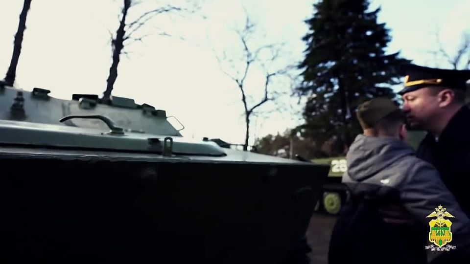 Дорогие коллеги и подписчики, с праздником!