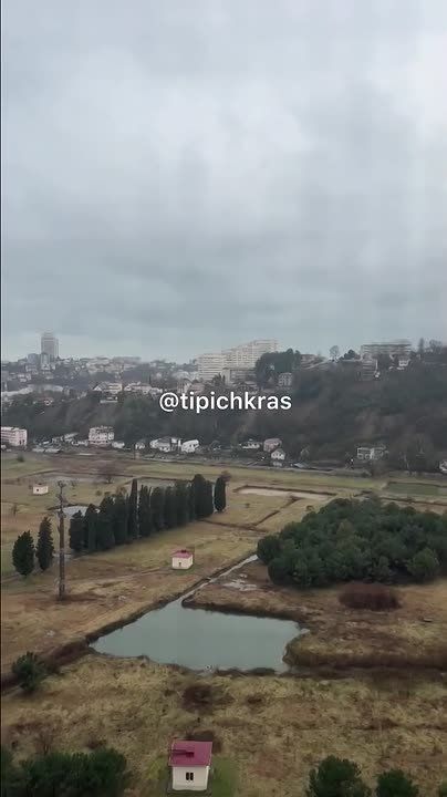 В Сочи включили сирены системы оповещения из-за угрозы атаки беспилотников