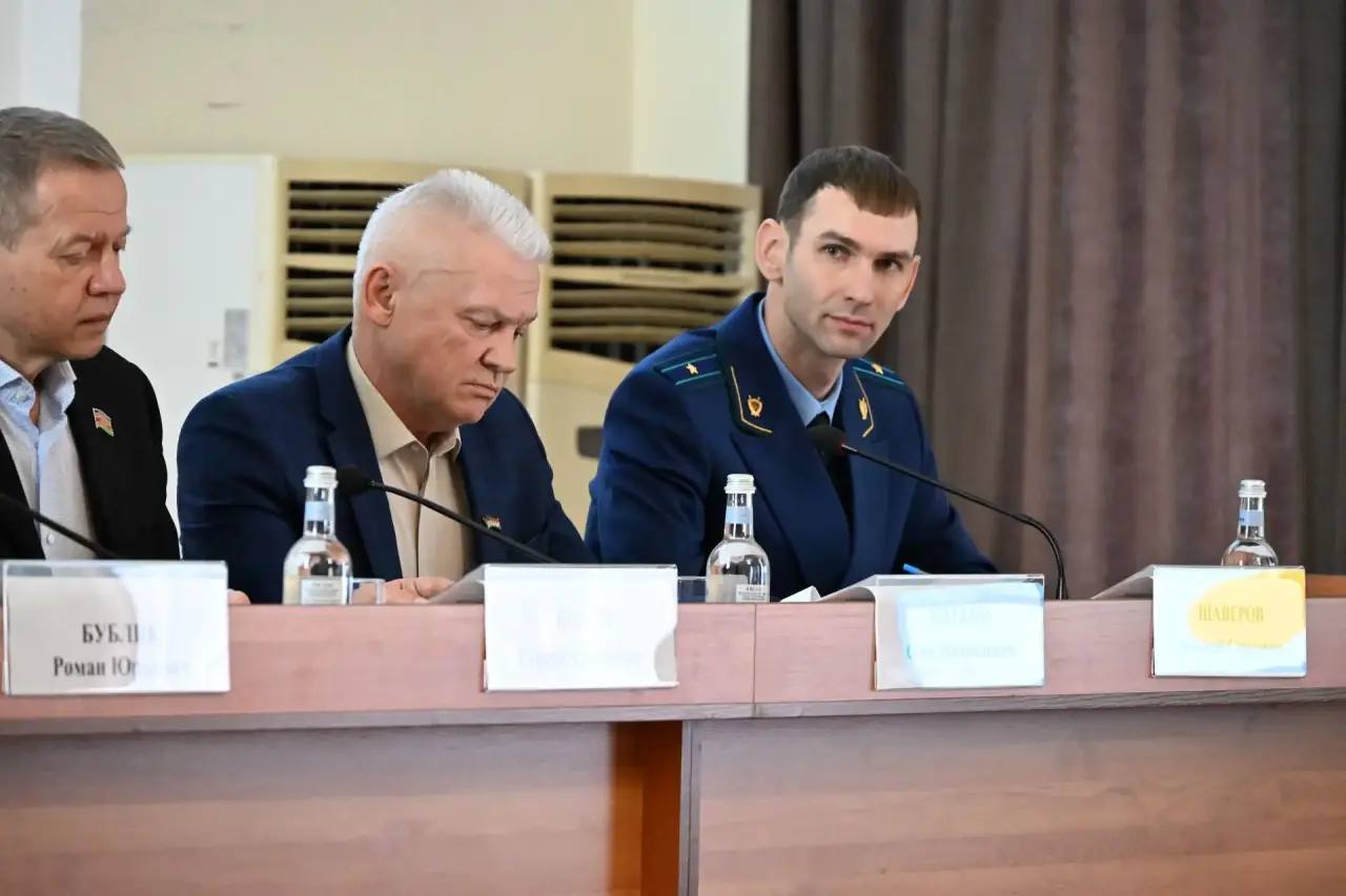 Руководством Ейской межрайонной прокуратуры принято участие в заслушивании итогов работы главы Ейского городского поселения за 2025 год