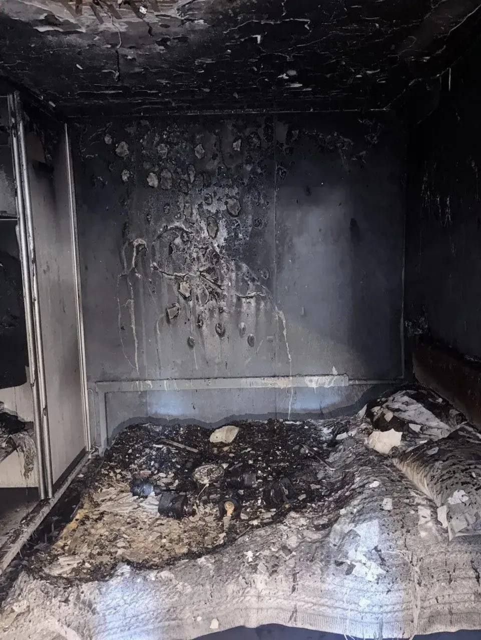 Не доставайся же ты никому: в Новороссийске мужчина из мести поджег квартиру бывшей жены Не доставайся же ты никому: в Новороссийске мужчина из мести поджег квартиру бывшей жены