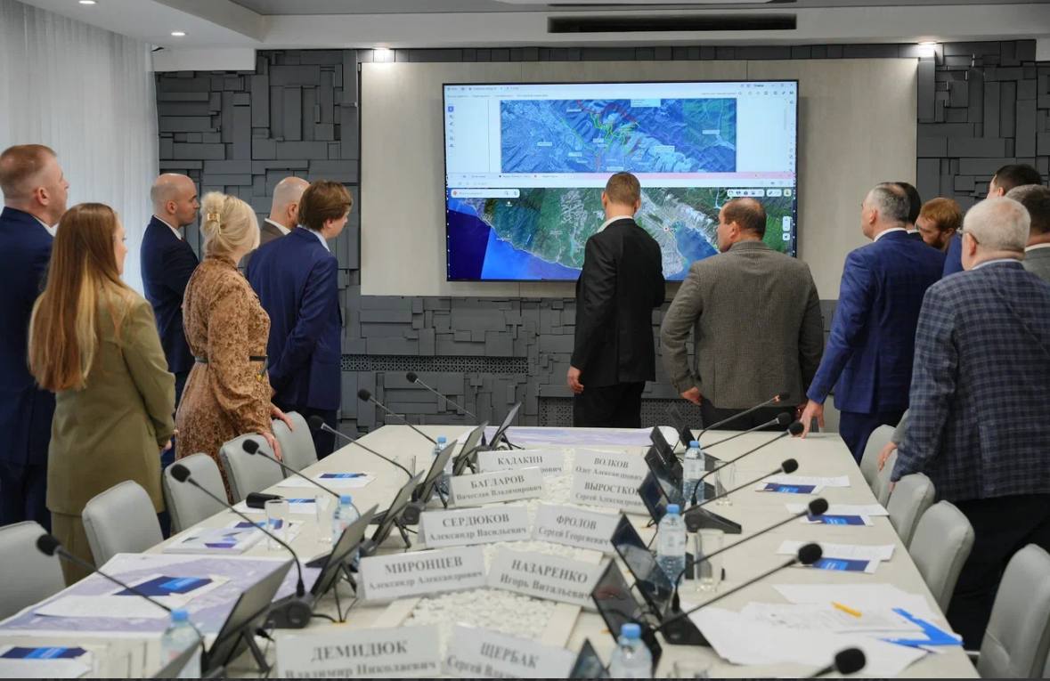 Андрей Кравченко: Строительство Северного обхода позволит существенно разгрузить улично-дорожную сеть Новороссийска Андрей Кравченко: Строительство Северного обхода позволит существенно разгрузить улично-дорожную сеть Новороссийска