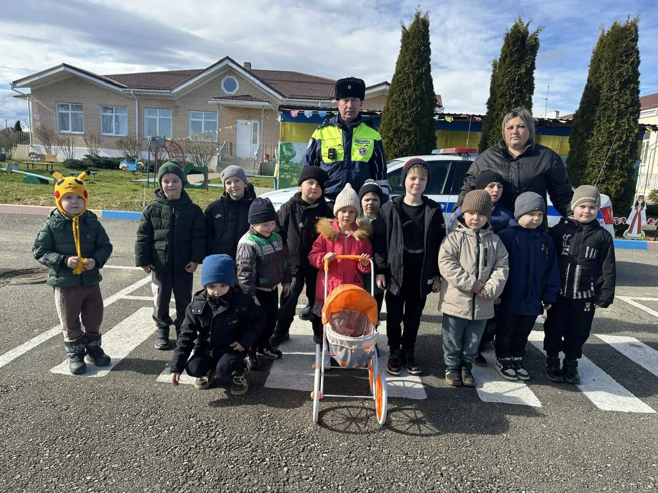 Школа безопасности маленьких участников дорожного движения Школа безопасности маленьких участников дорожного движения