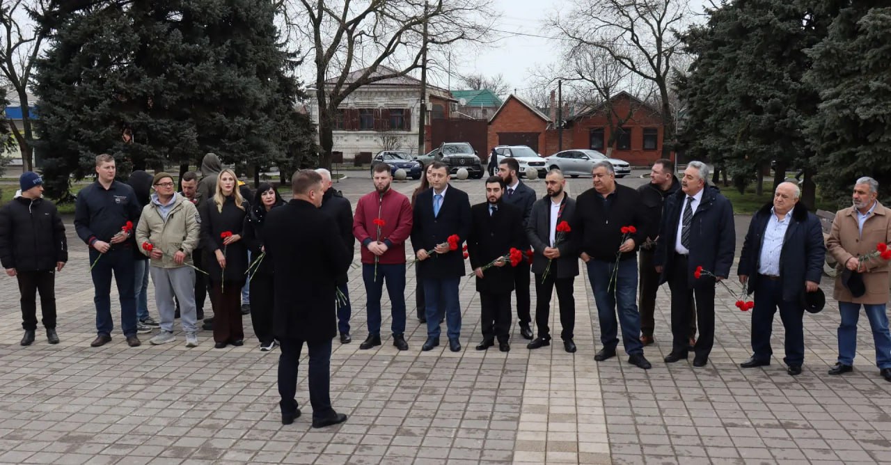 В Ейском районе дан старт Году единства народов России В Ейском районе дан старт Году единства народов России