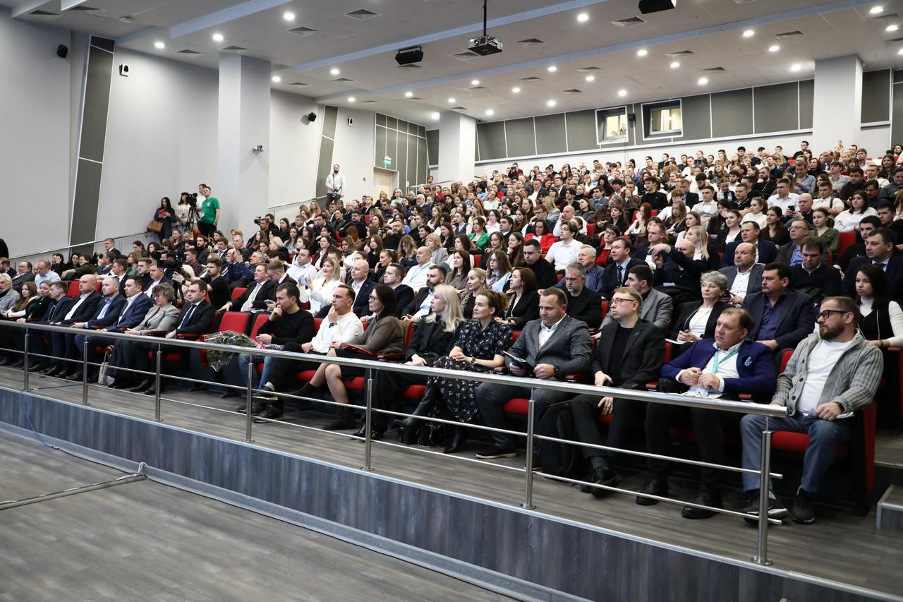 Вениамин Кондратьев: Важно находить качественные решения для комплексного развития всех городов и районов Краснодарского края Вениамин Кондратьев: Важно находить качественные решения для комплексного развития всех городов и районов Краснодарского края