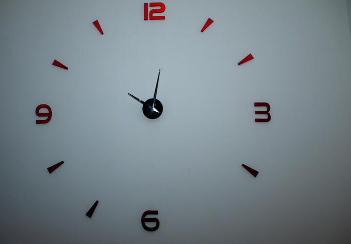 �� ���� � �� ������ �� ������������: ����� ������ � ������ ������� � ���� 1 ����� �� ������