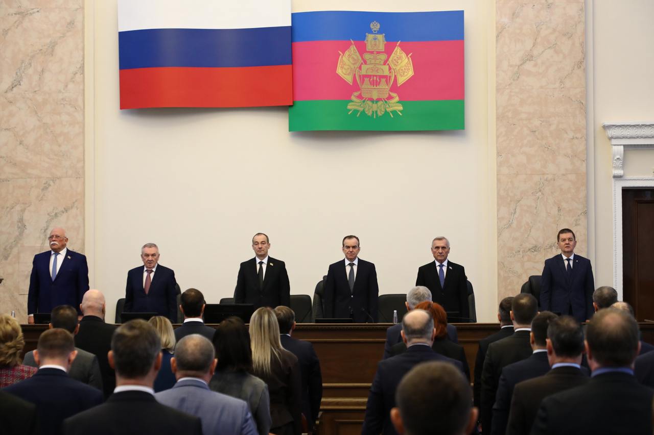 Вениамин Кондратьев: Ни на копейку не уменьшаем расходы, которые изначально закладывали на социальное обеспечение жителей региона